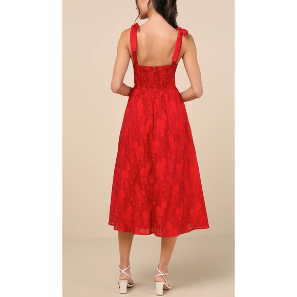 NWT Lulus Loveliest Muse Red Burnout Floral Tie-Strap Midi Dress Sz M - Picture 2 of 8